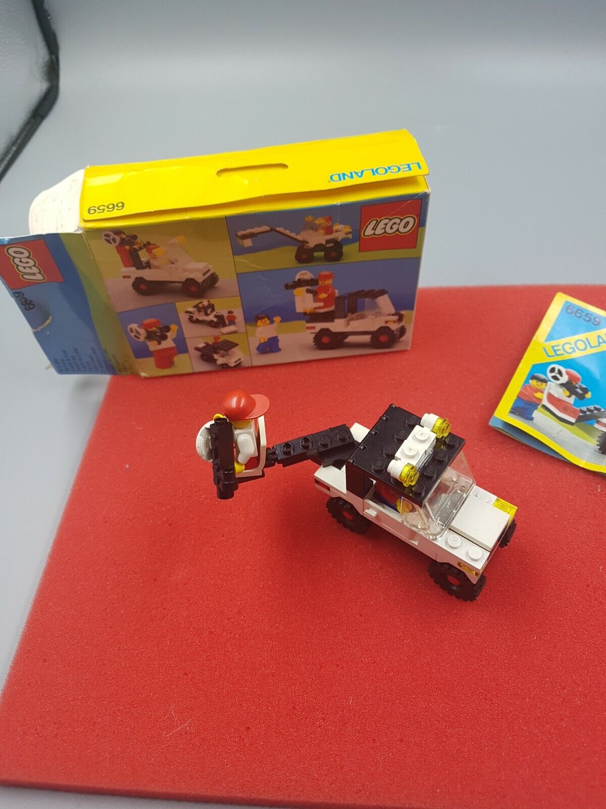 Legoland Lego 6659 Missing 2 Pieces