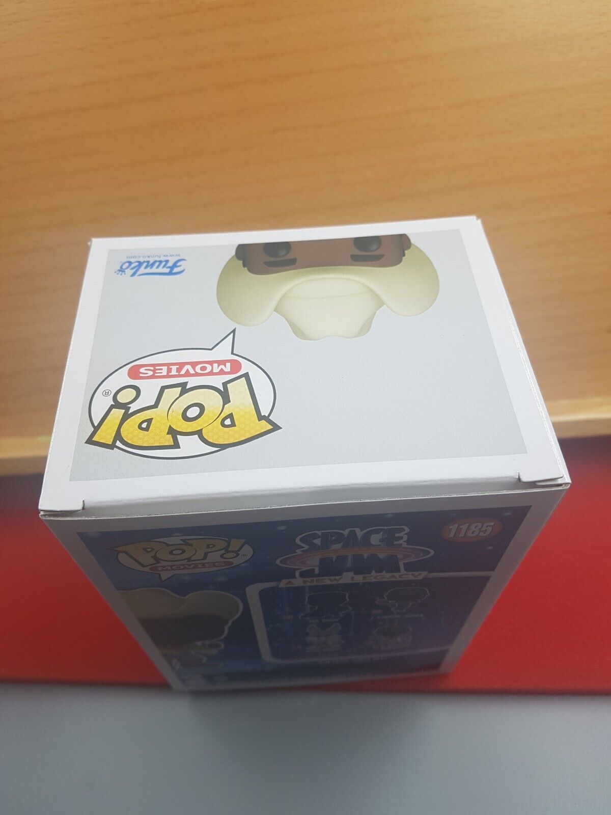 Funk Pop 1185 LeBron James Funko.com Exclusive
