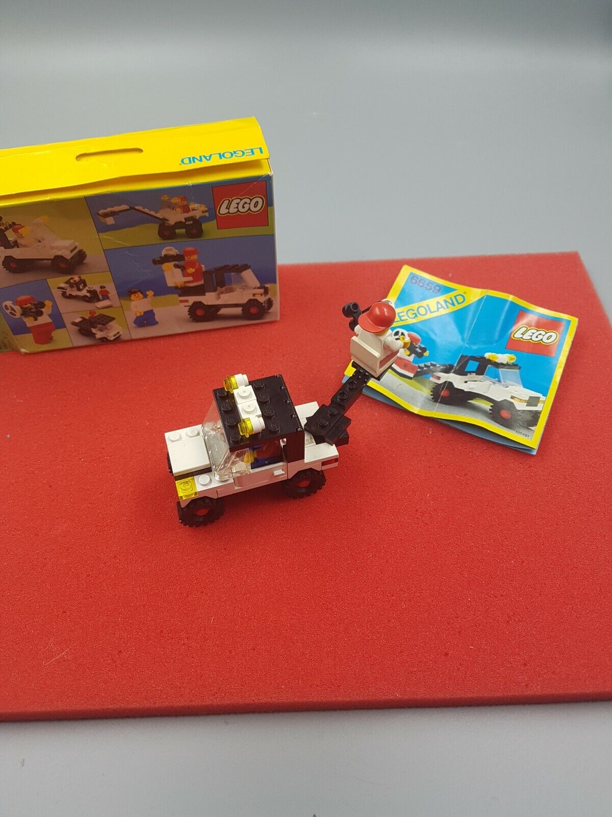 Legoland Lego 6659 Missing 2 Pieces